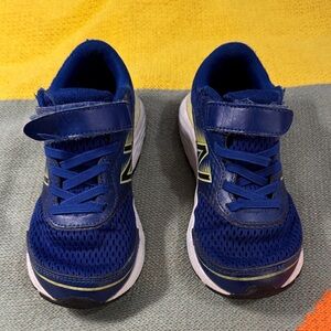 5 for $25 New Balance Kids' Sneakers in Blue and Yellow size 11.5 velcro closure